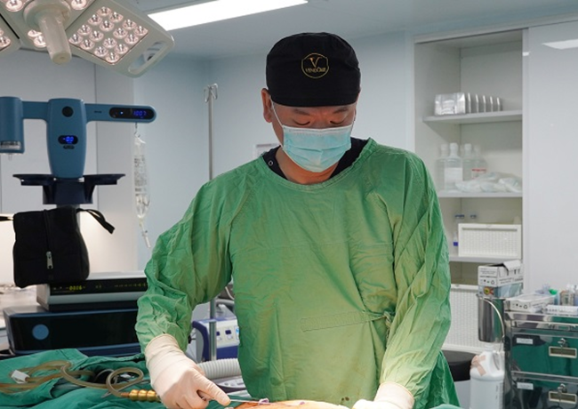 男性腹部抽脂常見原因有哪些？抽脂除了減肥還能雕塑六塊肌！